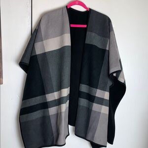Elegant Black and Gray Women's Poncho